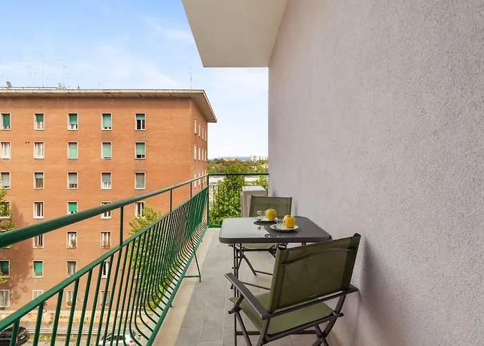 Apartment Design Apartment, Near Tiburtina Station *
